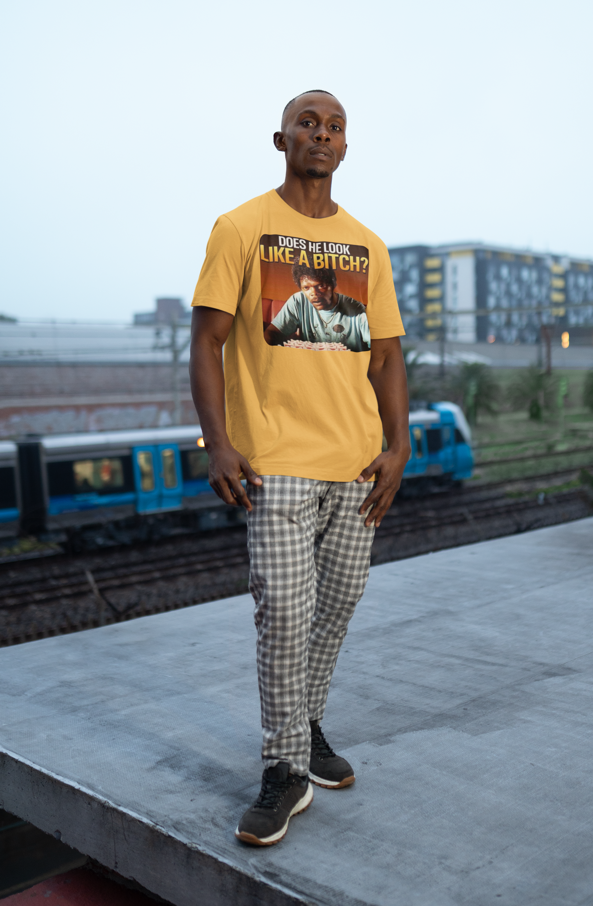 DOES HE LOOK LIKE A BITCH!